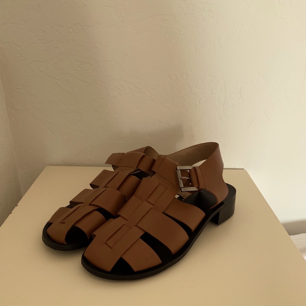 UO Elise Fisherman Sandal